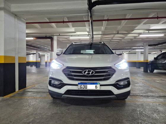HYUNDAI SANTA FÉ 3.3 MPFI 4X4 7 LUGARES V6 270CV GASOLINA 4P AUTOMÁTICO HYUNDAI SANTA FÉ 3.3 MPFI 4X4 7 LUGARES V6 270CV GASOLINA 4P AUTOMÁTICO